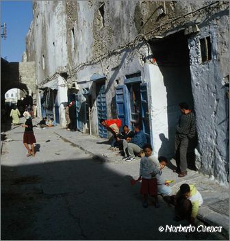 079marruecos 2003-essaouira-calle de la juderia